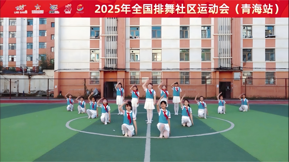 藏族自治州, 文化生活